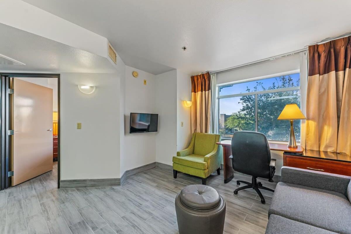 Chandler Promo 1Bd 1Ba Экстерьер фото